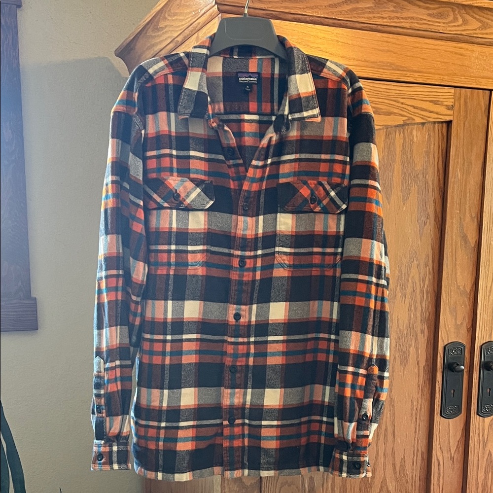 Patagonia Brown and Orange Plaid Button Down Shirt - Picture 6 of 6